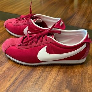 Women’s Nike Classic Trainers